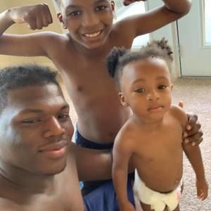 Meet your Posher, Stephen